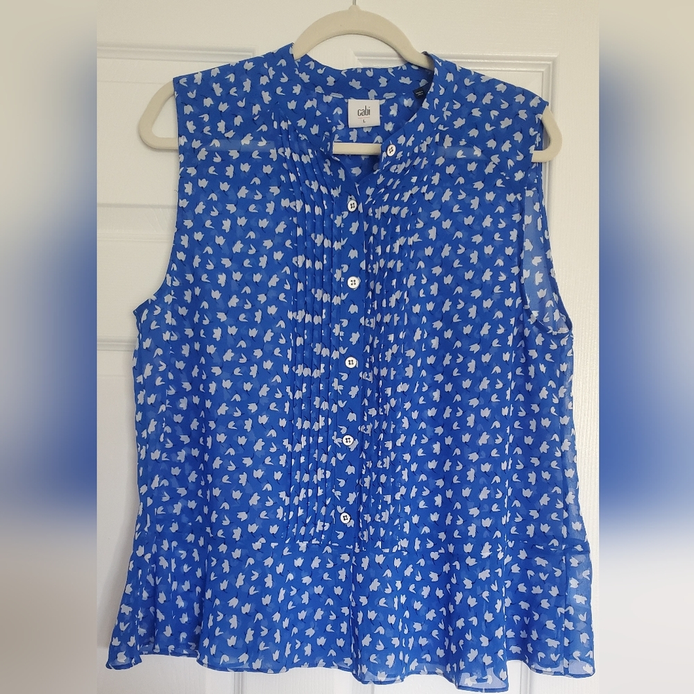 CAbi Electric Blue Sleeveless Blouse with White Floral Pattern